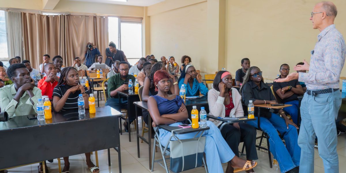 MKUR Students Explore Freedom of Expression in the Digital Age
