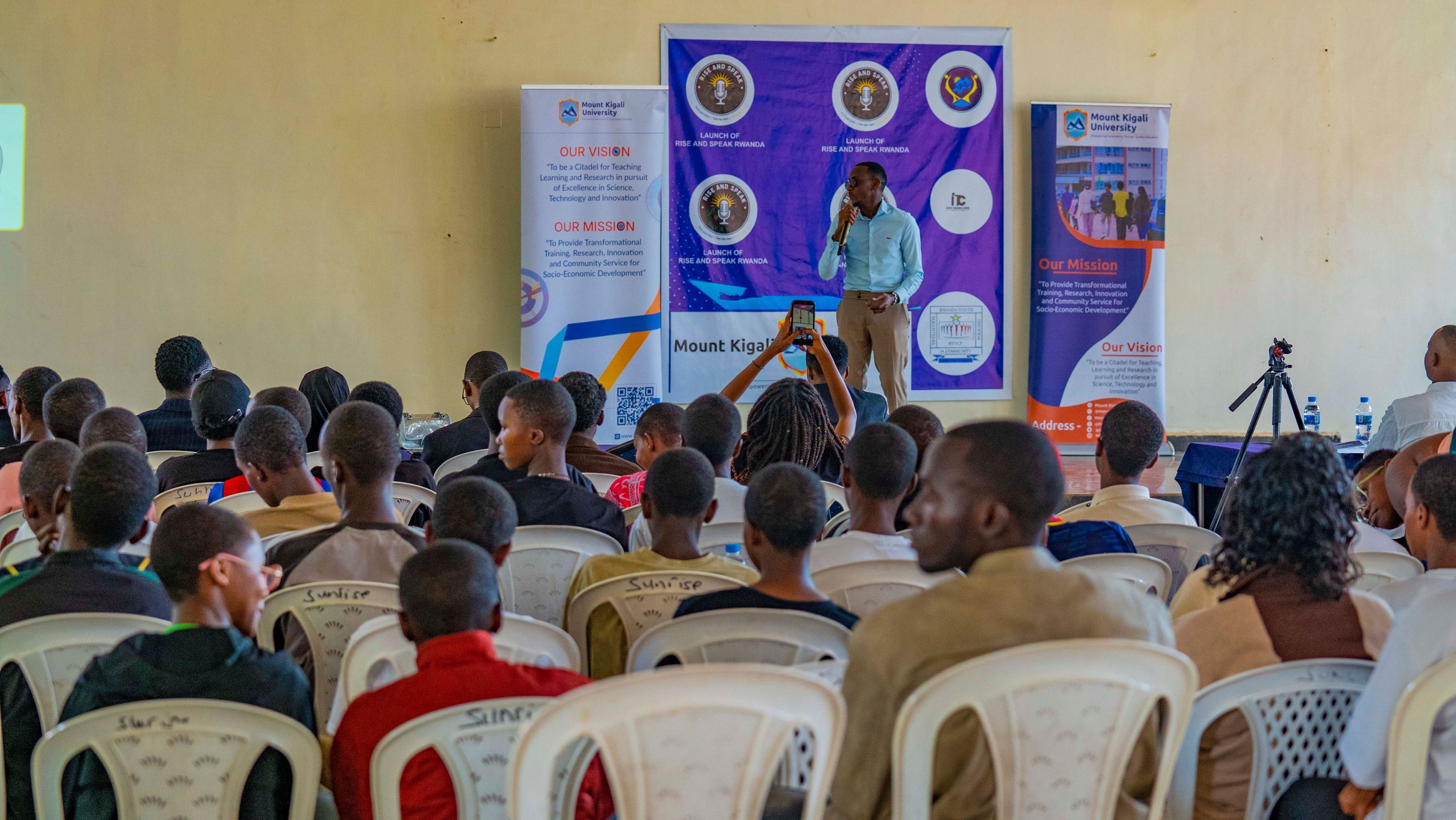 Apebu Nyamata High School students gather for an inspiring mentorship session led by a Mount Kigali University student under the Rise and Speak Rwanda initiative. The session promotes public speaking, confidence building, and meaningful engagement between university students and young people.